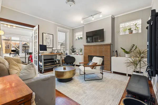 $824,999 | 4519 North Troy Street, Chicago, IL 60625