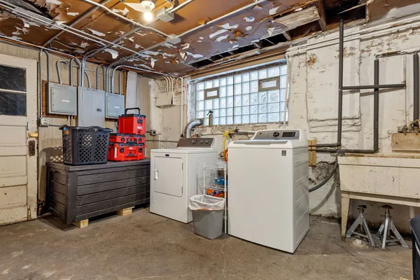 $824,999 | 4519 North Troy Street, Chicago, IL 60625