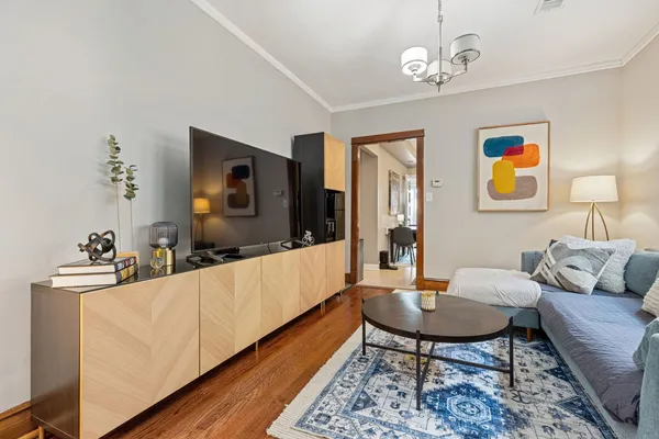 $824,999 | 4519 North Troy Street, Chicago, IL 60625