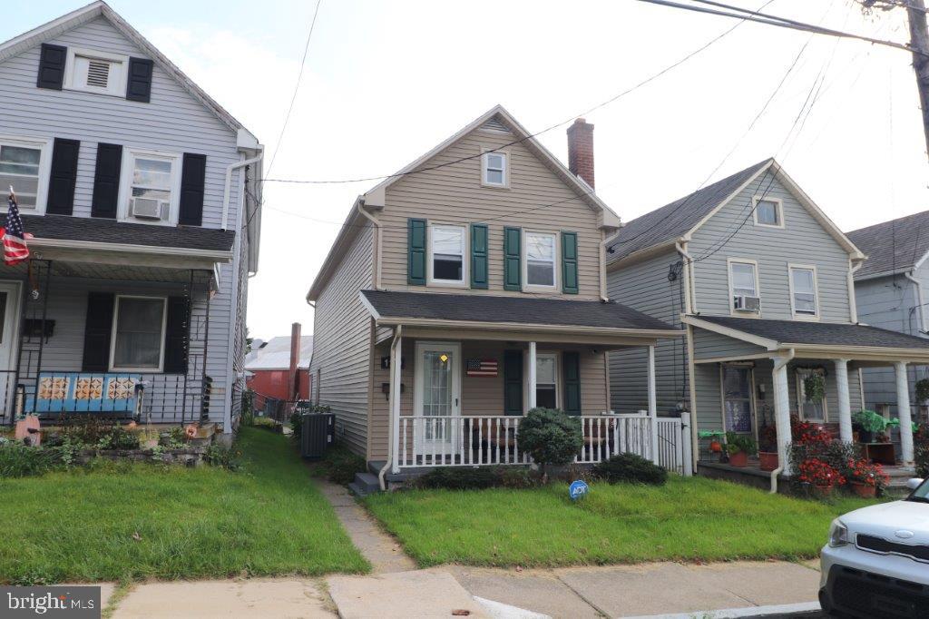 129 Spring Street Nazareth, PA 18064 - Photo 1 of 43 Gallery Image 1