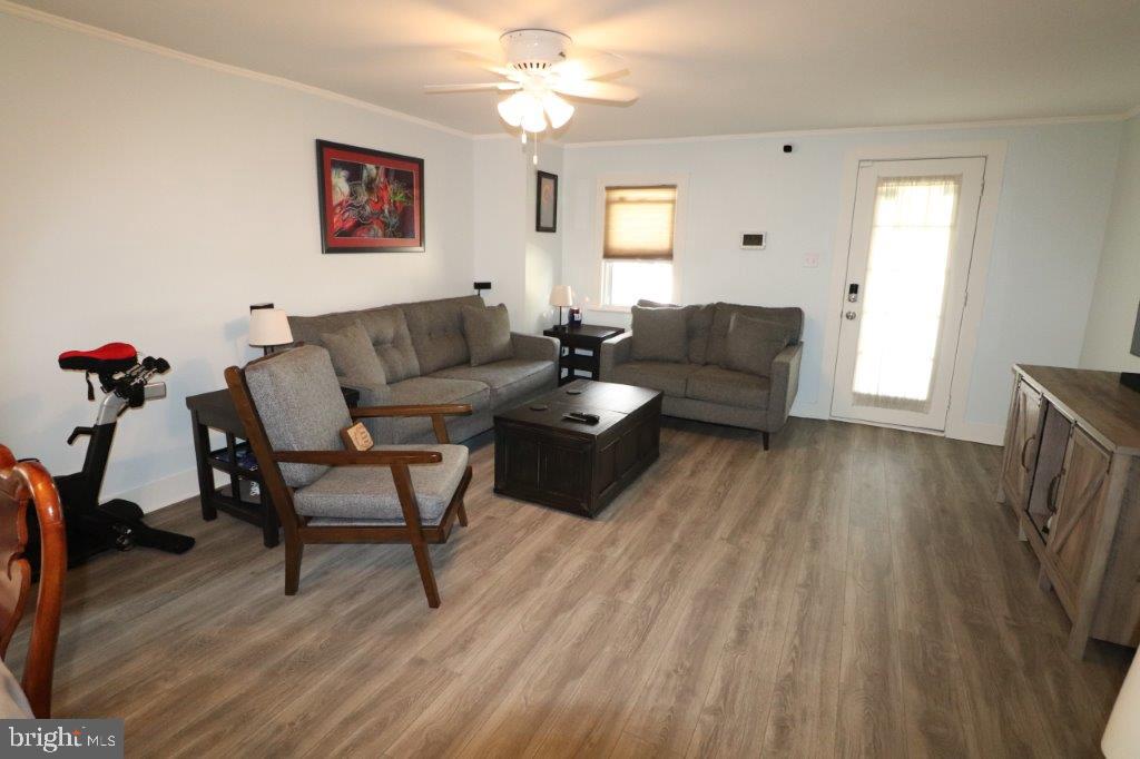 129 Spring Street Nazareth, PA 18064 - Photo 4 of 43 Gallery Image 4