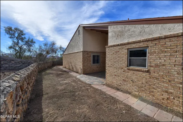 $267,500 | 160 Silver Shadow Drive, Unit A, El Paso, TX 79912