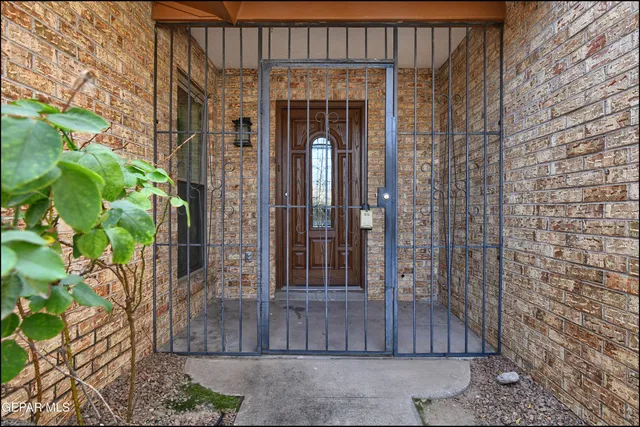 $267,500 | 160 Silver Shadow Drive, Unit A, El Paso, TX 79912