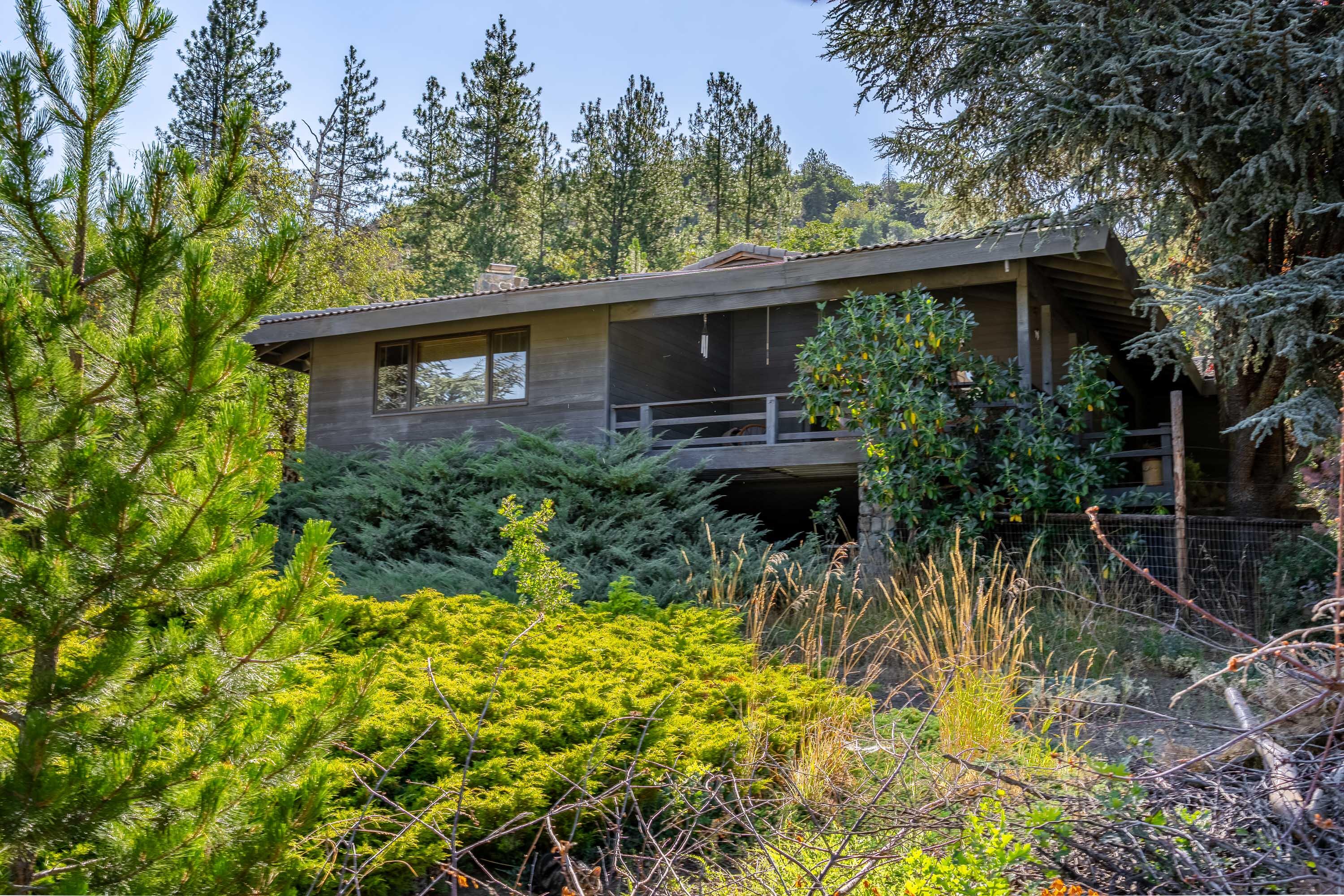 1247 Panther Gulch Road Williams, OR 97544 - Photo 3 of 57 Copy of DETAIL (4 of 14)