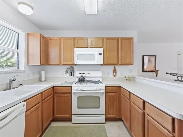 $2,250 | 1861 Banberry Run, The Villages, FL 32162
