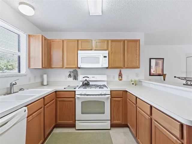 $2,250 | 1861 Banberry Run, The Villages, FL 32162