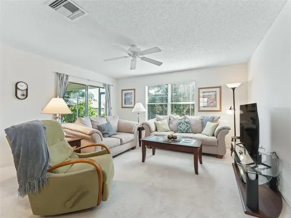 $2,250 | 1861 Banberry Run, The Villages, FL 32162