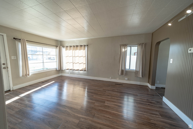 331 North 4th East Price, UT 84501 - Photo 4 of 20