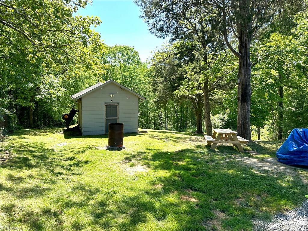3904 Wallburg-High Point Road High Point, NC 27265 - Photo 3 of 16 Gallery Image 3