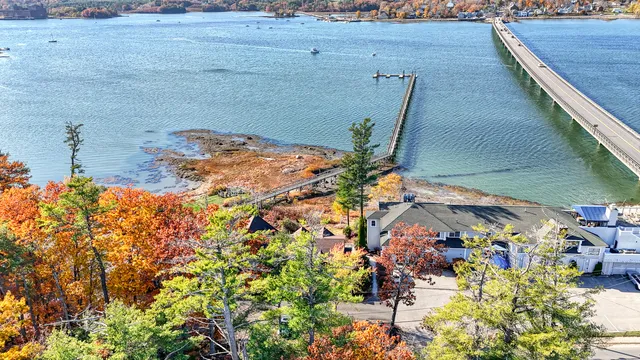 $500,000 | 11 Island Lane, Unit 1, Edgecomb, ME 04556