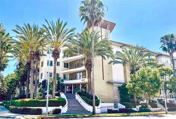 $609,000 | 13200 Pacific Promenade, Unit 217, Playa Vista, CA 90094