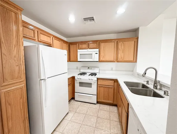 $609,000 | 13200 Pacific Promenade, Unit 217, Playa Vista, CA 90094