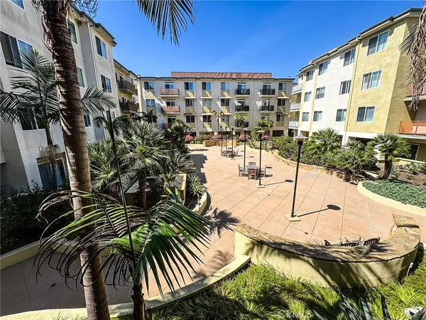 $609,000 | 13200 Pacific Promenade, Unit 217, Playa Vista, CA 90094