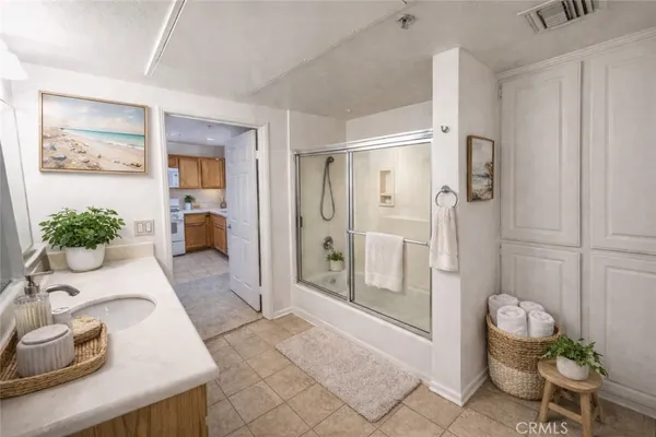$609,000 | 13200 Pacific Promenade, Unit 217, Playa Vista, CA 90094