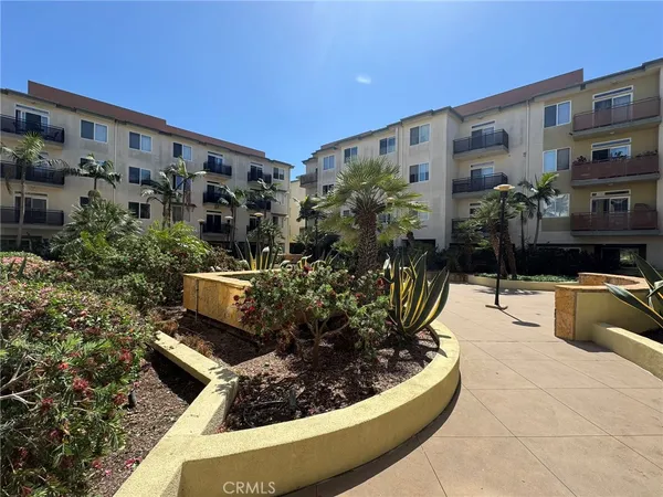 $609,000 | 13200 Pacific Promenade, Unit 217, Playa Vista, CA 90094