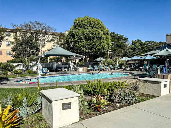 $609,000 | 13200 Pacific Promenade, Unit 217, Playa Vista, CA 90094