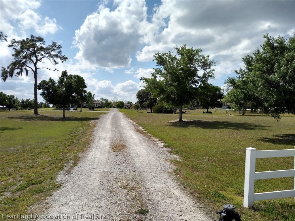 3125 Snyder Road Sebring, FL 33870 - Photo 5 of 33 Gallery Image 5