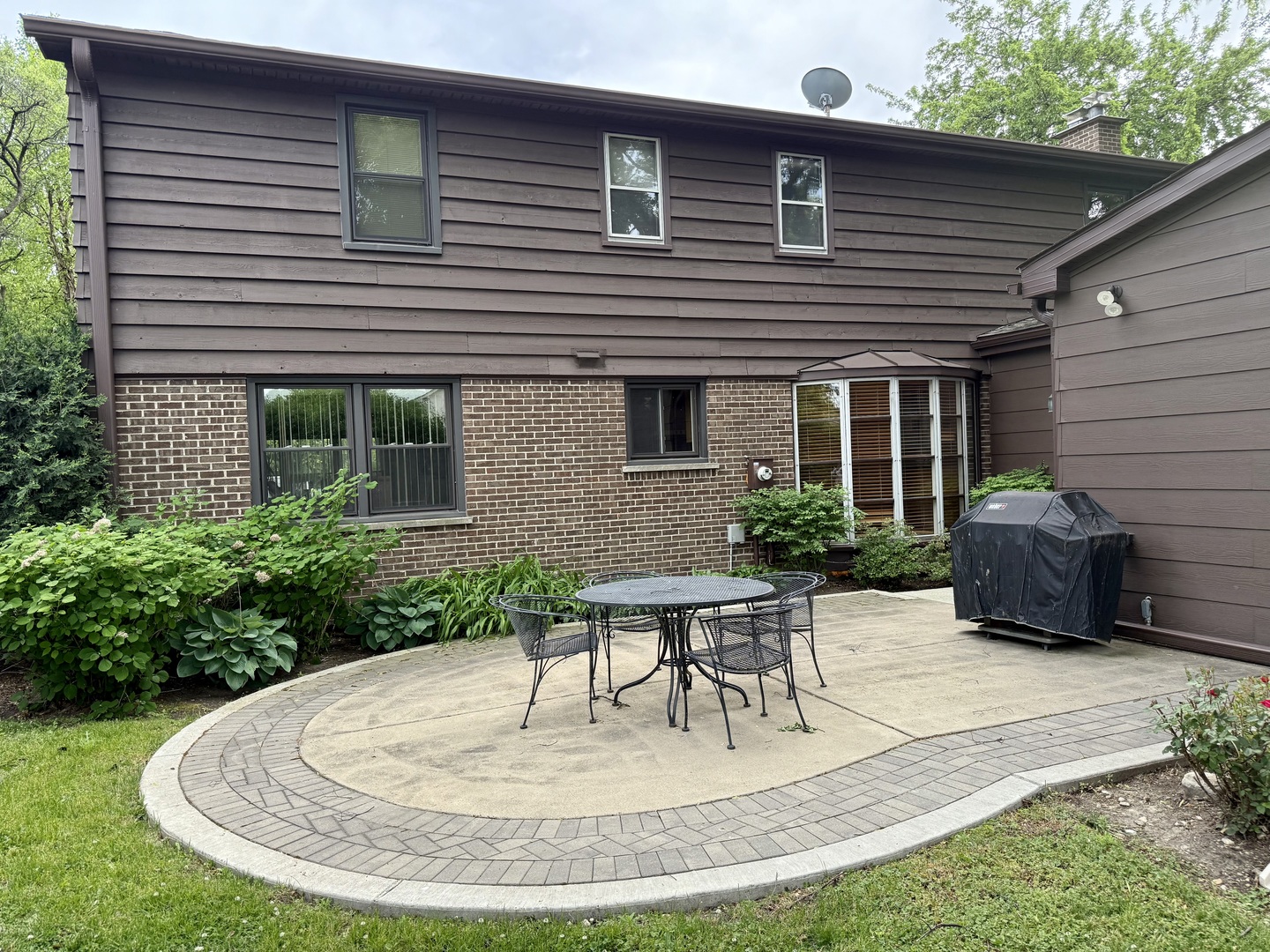 3724 Winnetka Road Glenview, IL 60026 - Photo 3 of 5
