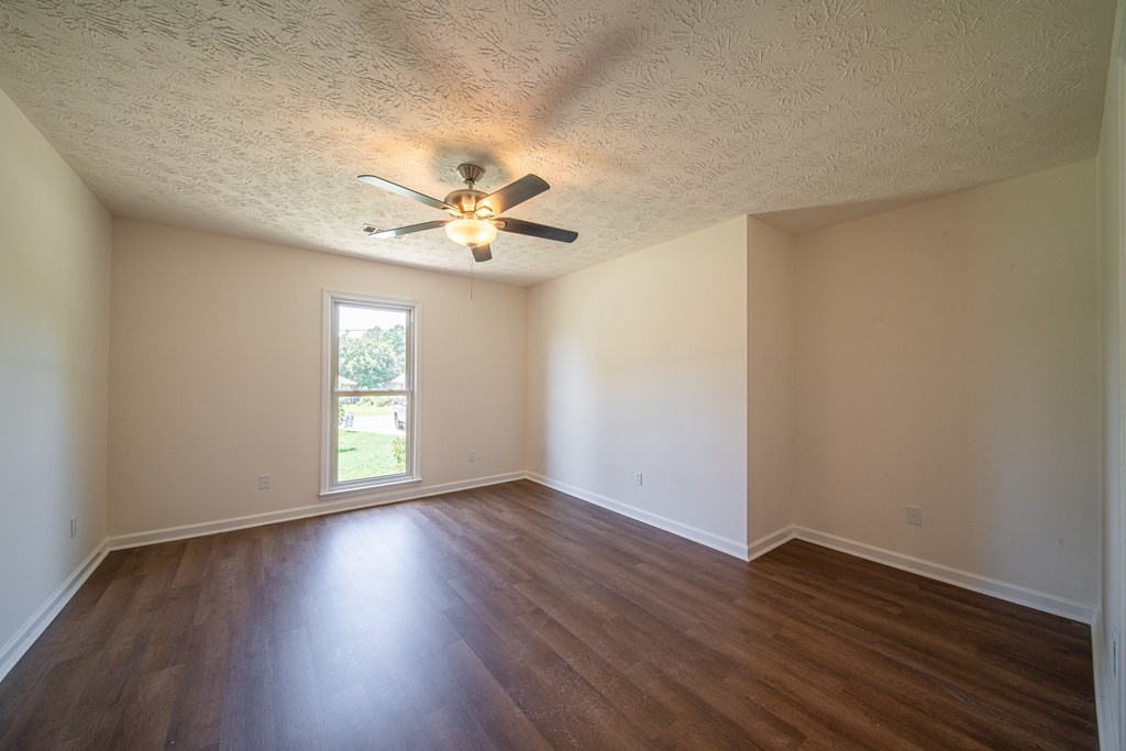 520 Lee Road Phenix City, AL 36870 - Photo 19 of 42 Gallery Image 19