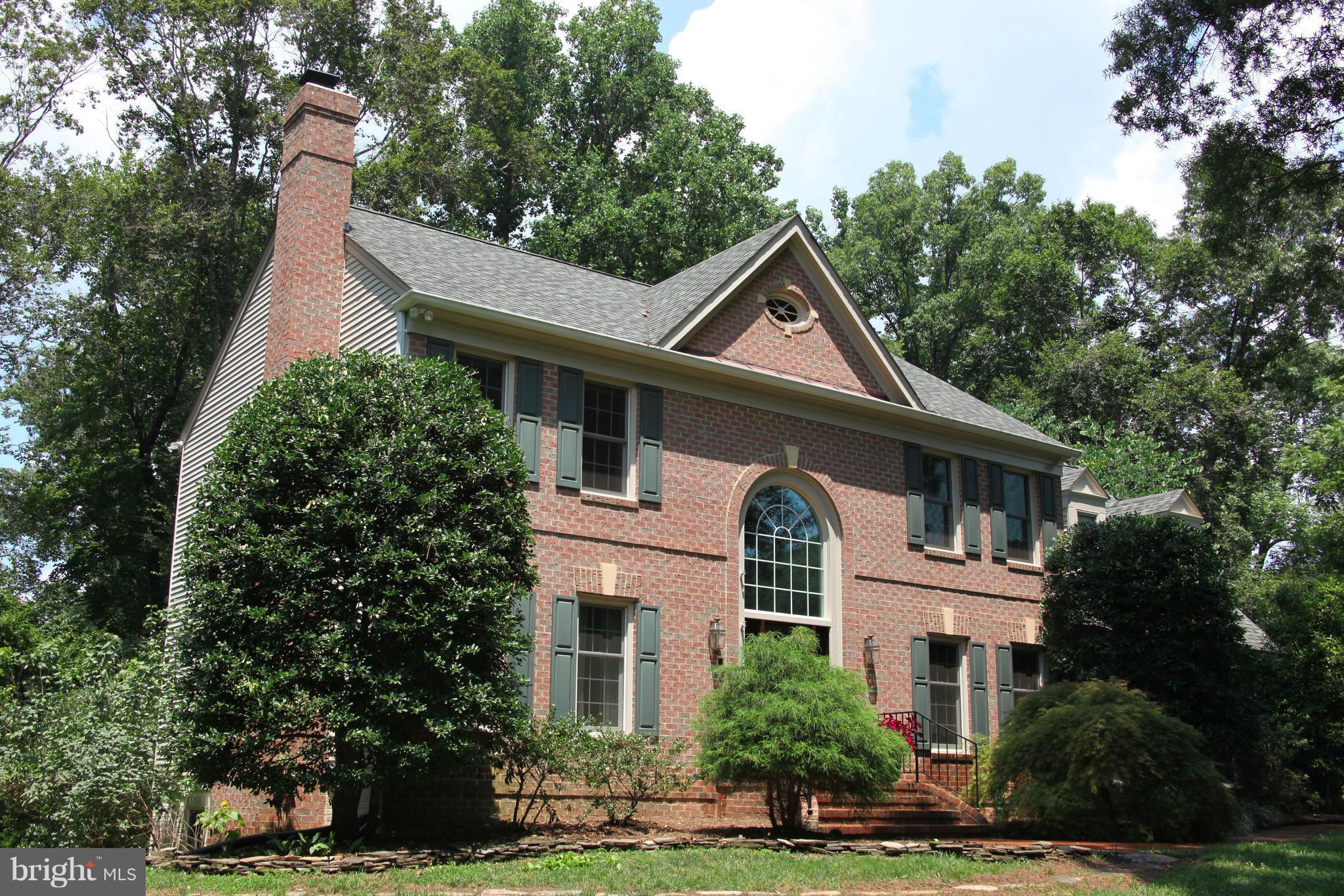 Exterior (Front)