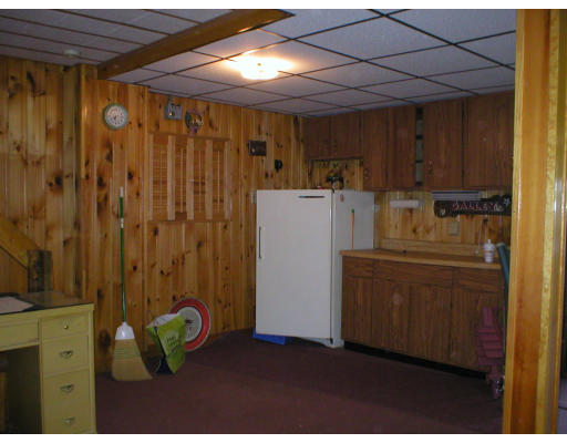 174 Manchaug Road Sutton, MA 01590 - Photo 5 of 7 a utility room with closet dryer and washer