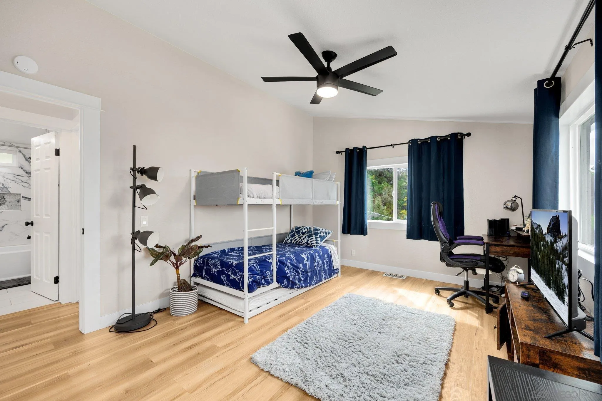 2113 Fallen Leaf Lane Fallbrook, CA 92028 - Photo 42 of 52 Gallery Image 42