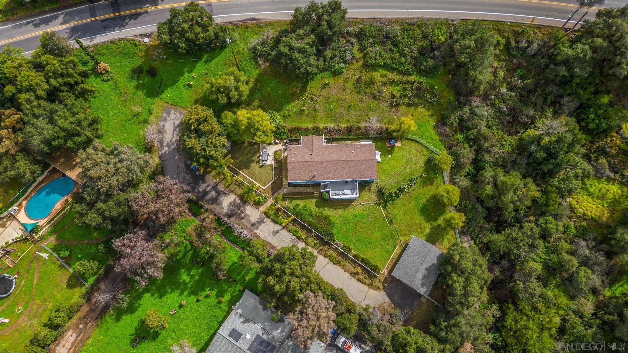 2113 Fallen Leaf Lane Fallbrook, CA 92028 - Photo 45 of 52 Gallery Image 45