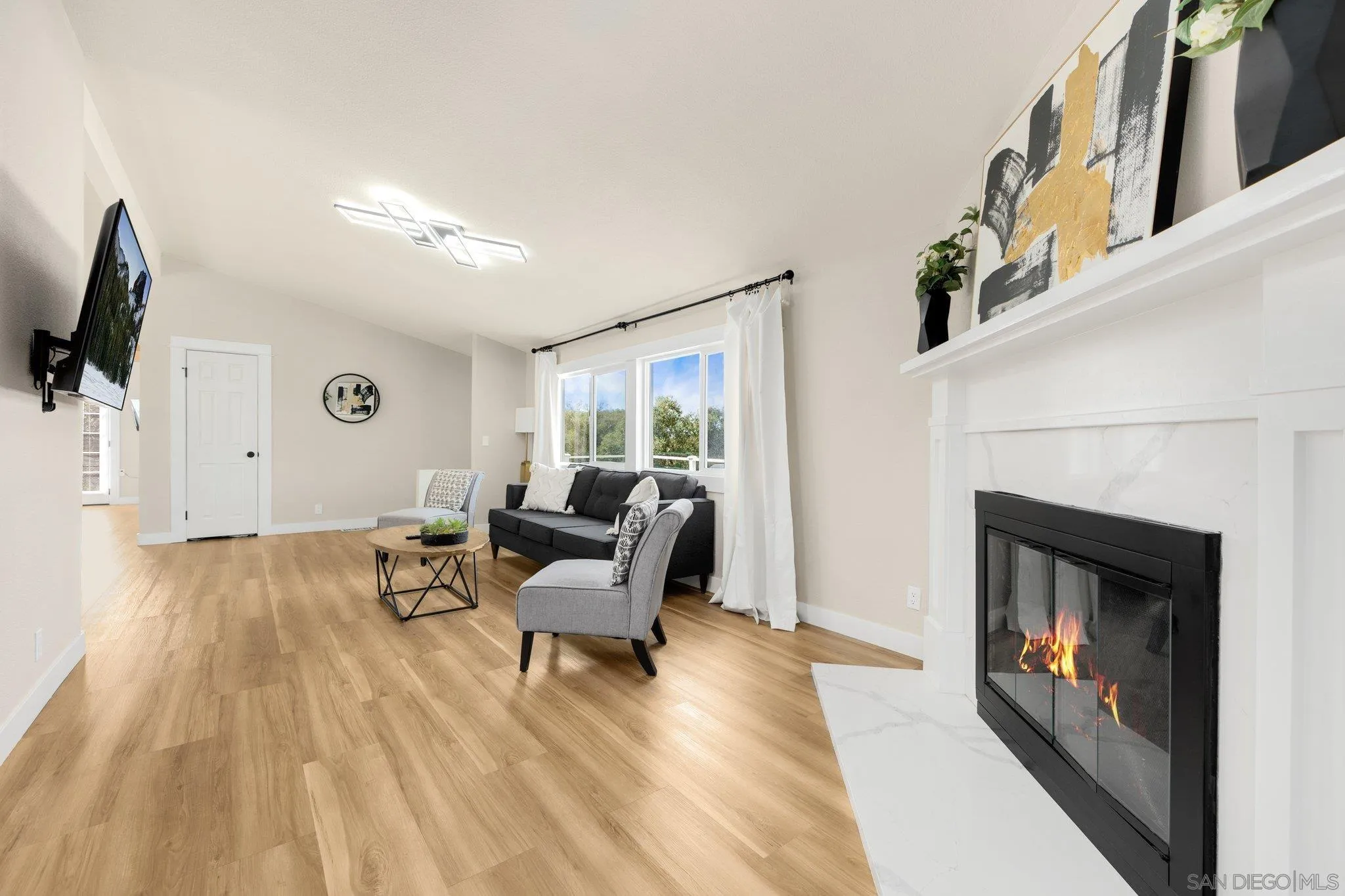 2113 Fallen Leaf Lane Fallbrook, CA 92028 - Photo 10 of 52 Gallery Image 10
