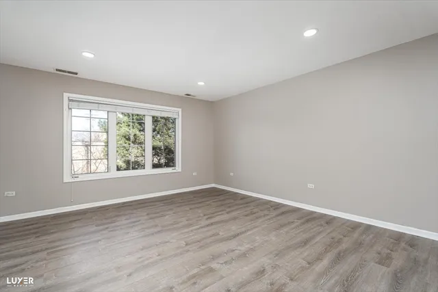 $3,500 | 7424 Lincoln Avenue, Unit D, Skokie, IL 60076