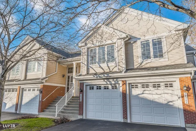 $3,500 | 7424 Lincoln Avenue, Unit D, Skokie, IL 60076