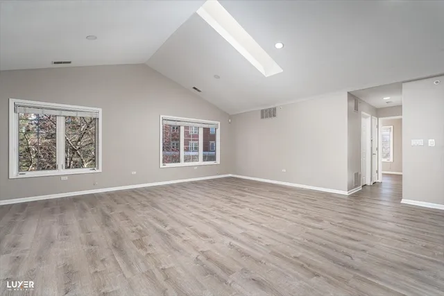 $3,500 | 7424 Lincoln Avenue, Unit D, Skokie, IL 60076