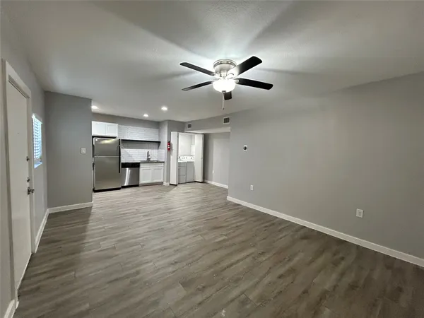 $1,345 | 2810 Beauchamp Street, Unit 4, Houston, TX 77009