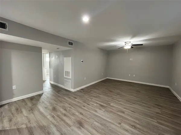 $1,345 | 2810 Beauchamp Street, Unit 4, Houston, TX 77009