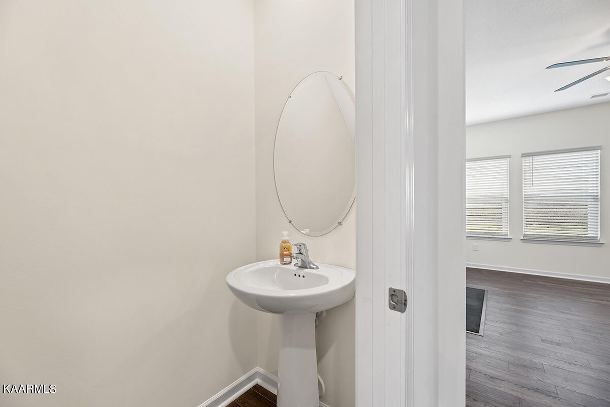 204 Ibis Loop Oak Ridge, TN 37830 - Photo 12 of 24 Gallery Image 12