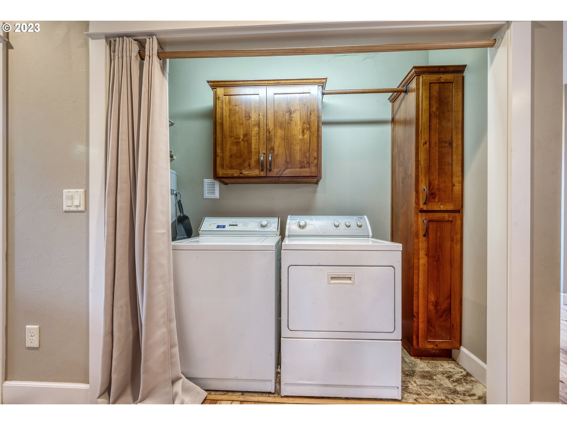 82864 Weiss Road Creswell, OR 97426 - Photo 12 of 35 Gallery Image 12