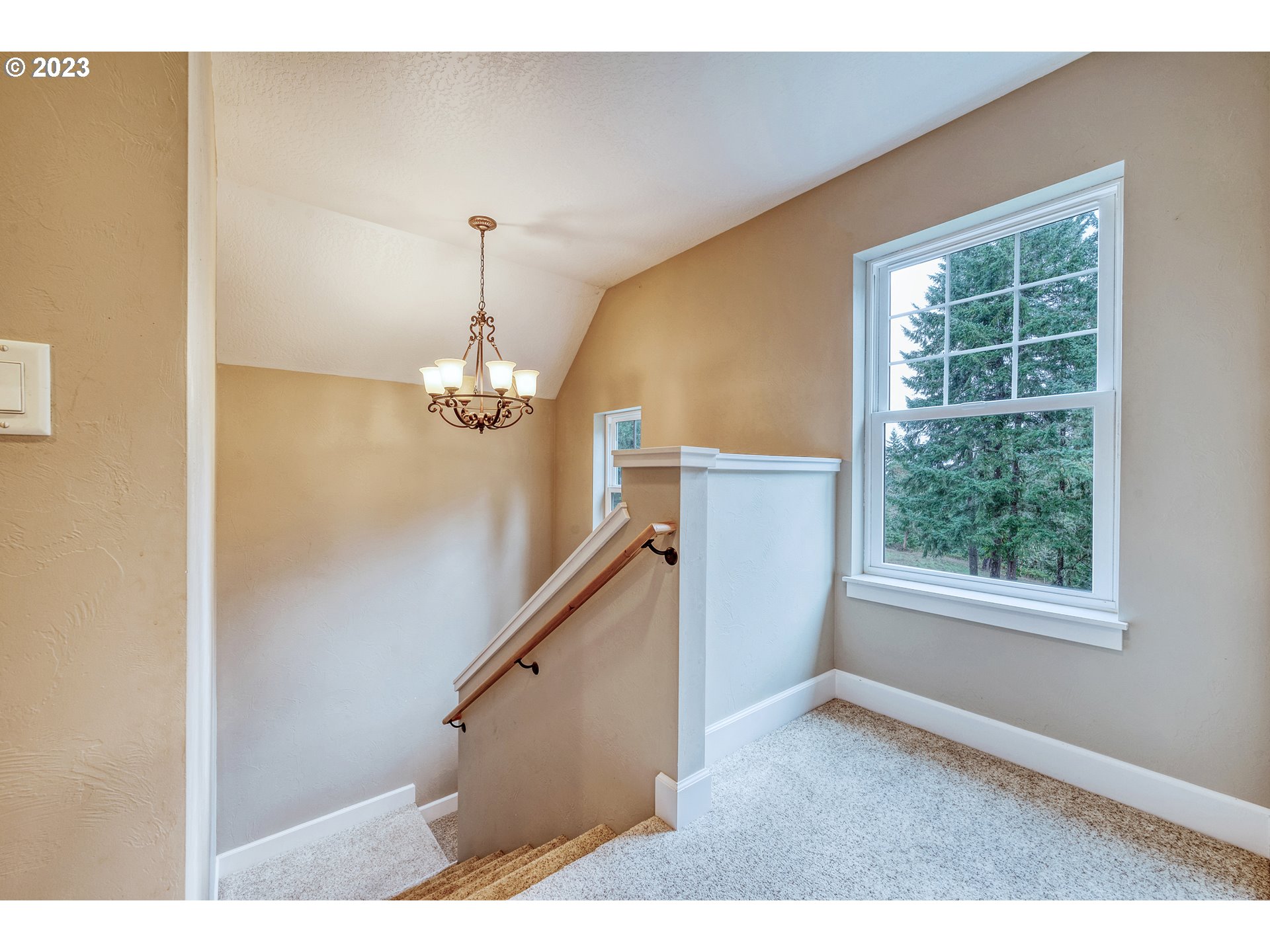 82864 Weiss Road Creswell, OR 97426 - Photo 13 of 35 Gallery Image 13