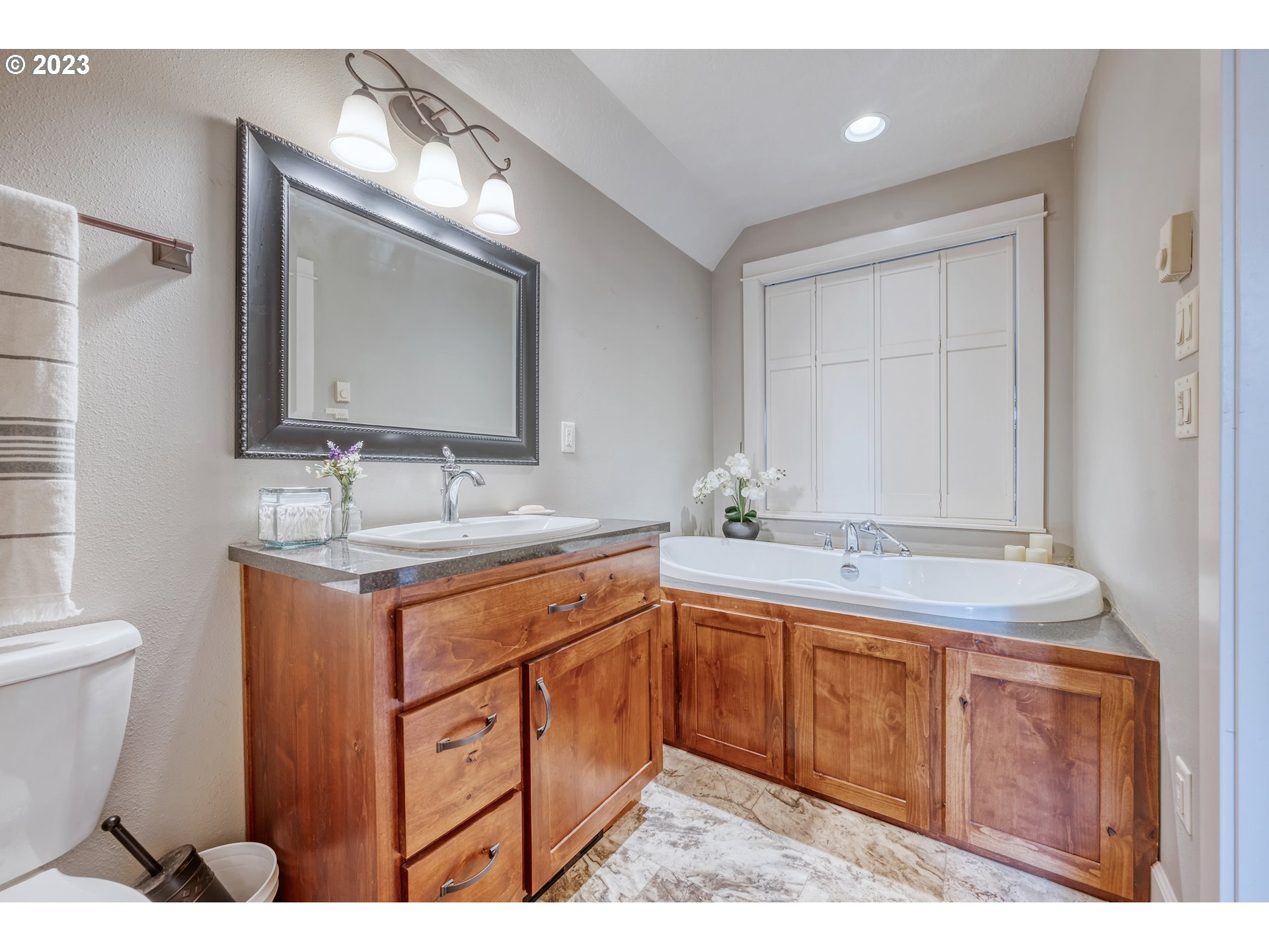 82864 Weiss Road Creswell, OR 97426 - Photo 15 of 35 Gallery Image 15