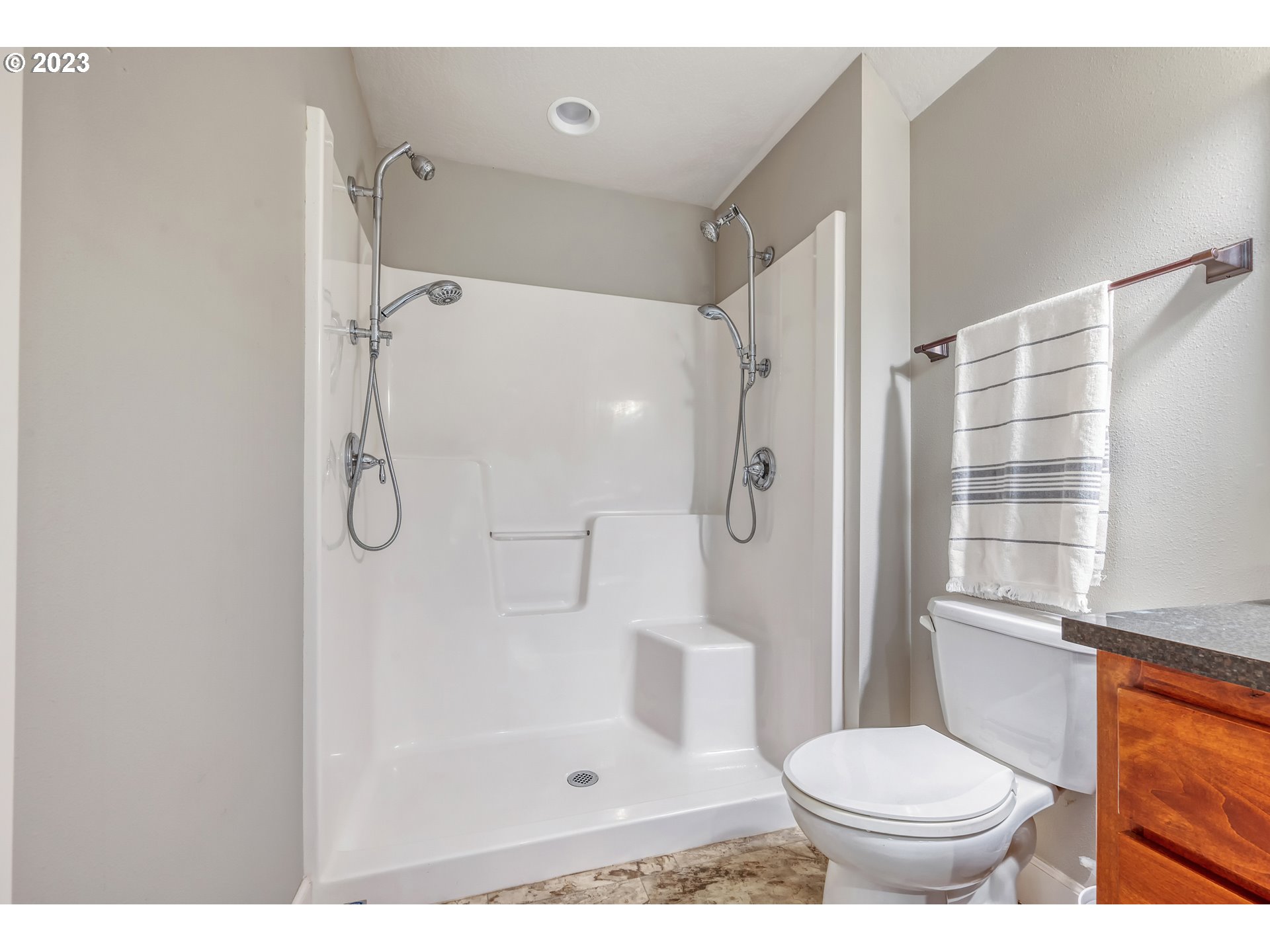 82864 Weiss Road Creswell, OR 97426 - Photo 16 of 35 Gallery Image 16