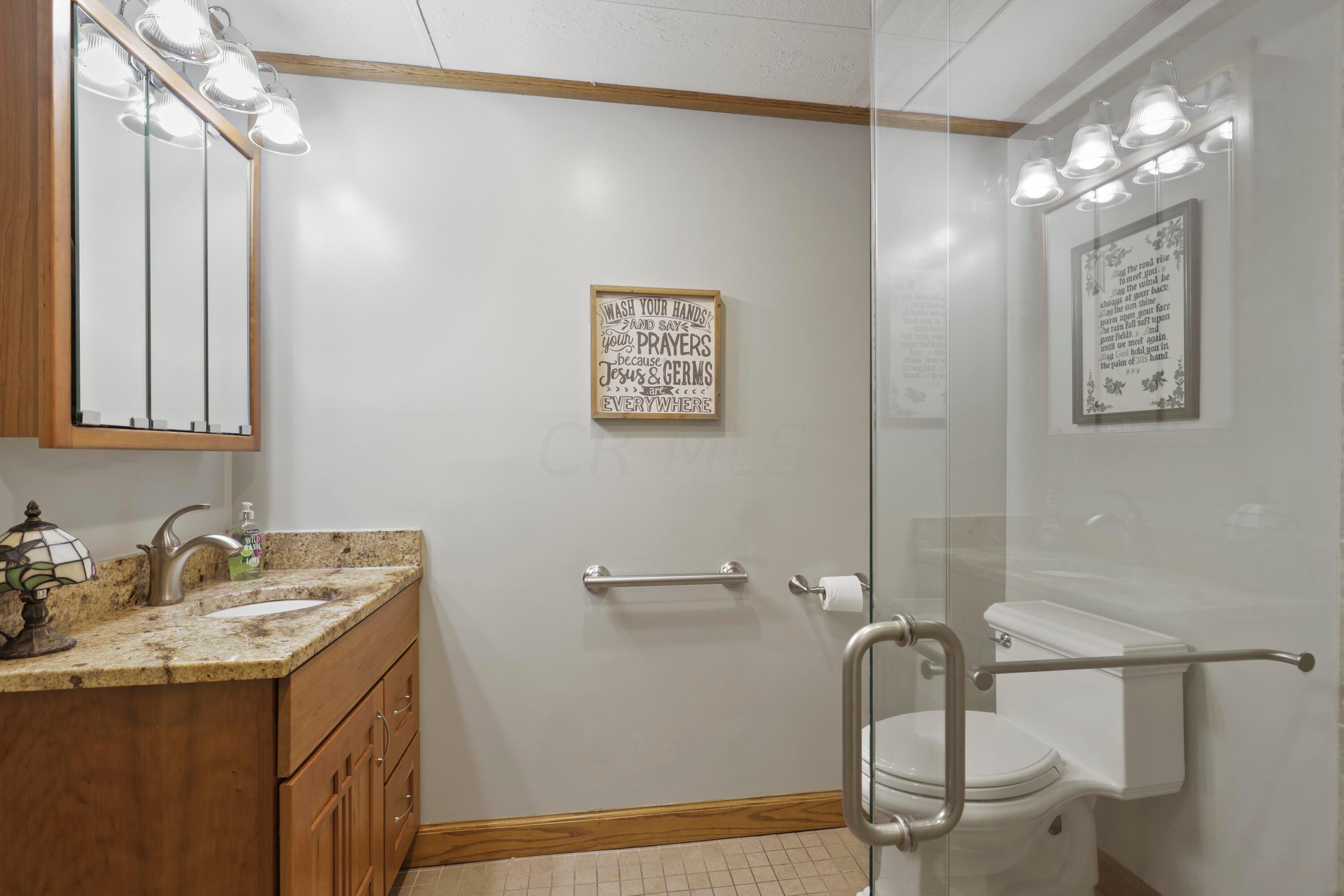 14700 Clark State Road Southwest Pataskala, OH 43062 - Photo 59 of 83 1st Floor Full Bath