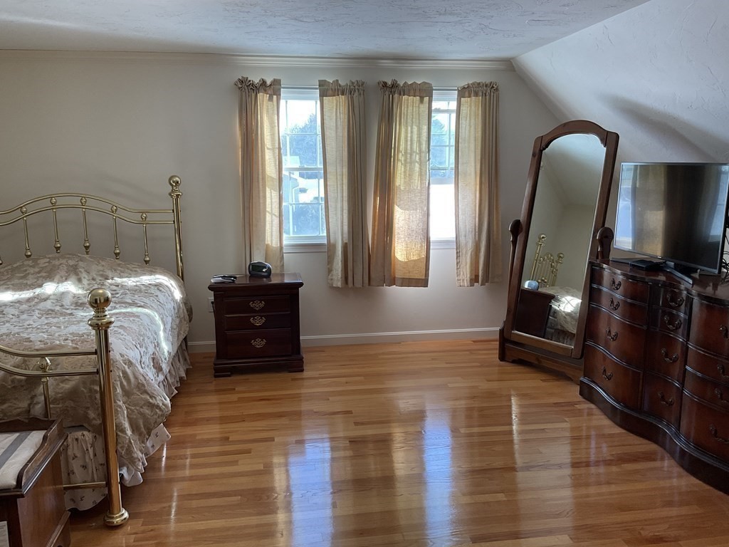 34 Henry Marsh Road Dudley, MA 01571 - Photo 20 of 31