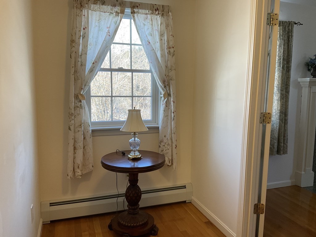34 Henry Marsh Road Dudley, MA 01571 - Photo 5 of 31