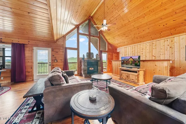 $895,000 | 1644 Pinewood Way, Sevierville, TN 37862