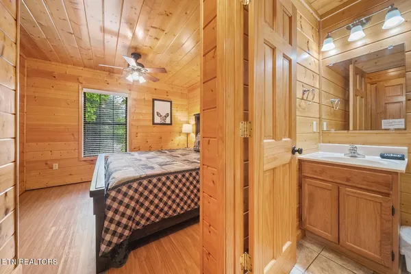 $895,000 | 1644 Pinewood Way, Sevierville, TN 37862