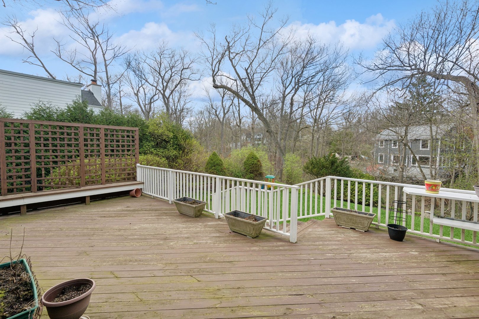 321 Woodland Road Highland Park, IL 60035 - Photo 43 of 48 a view of a chair and wooden fence
