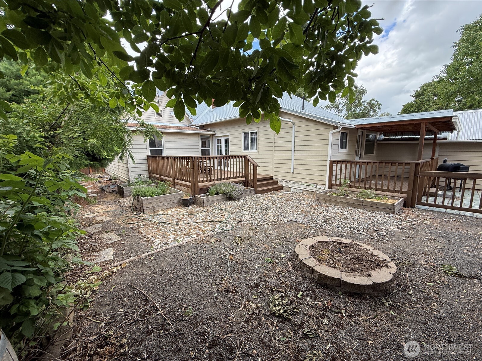 416 East Spring Street Dayton, WA 99328 - Photo 25 of 40