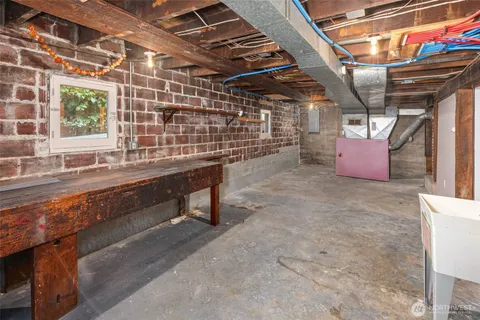 a view of empty room with windows