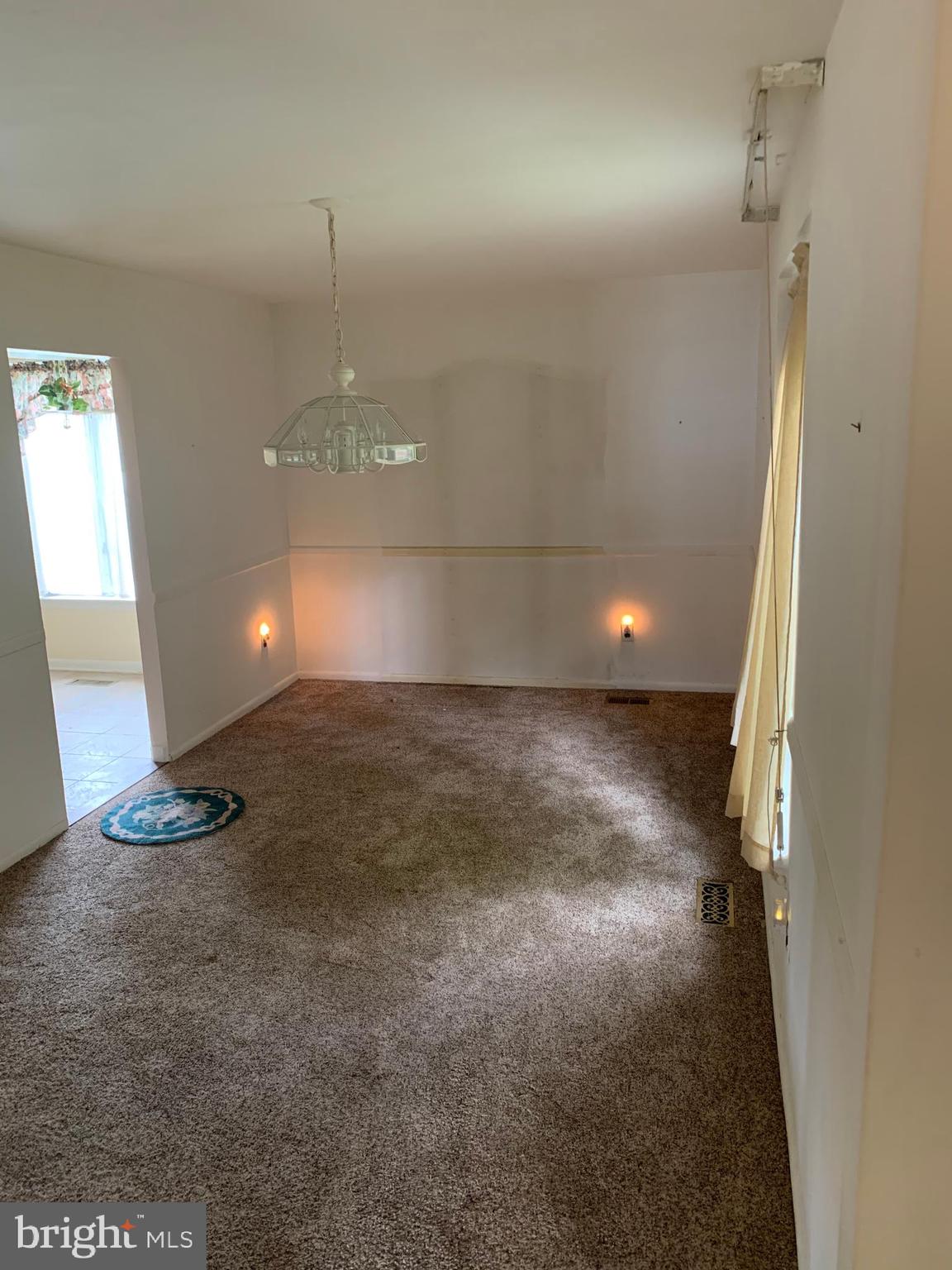 103 Rennard Terrace Philadelphia, PA 19116 - Photo 4 of 19 Gallery Image 4