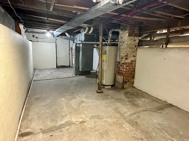 $174,900 | 921 Cottage Avenue, Fort Wayne, IN 46807