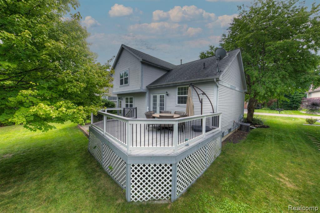 2523 Ravine Side North Howell, MI 48843 - Photo 38 of 53