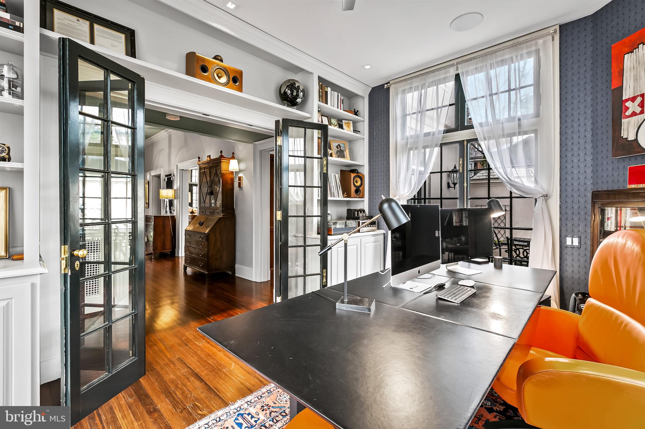 207 Wendover Road Baltimore, MD 21218 - Photo 34 of 111 Main floor office with door to patio